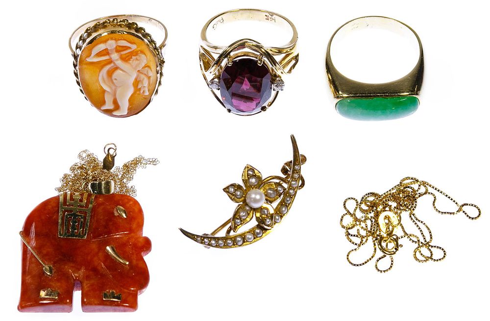 Lot 258: 18k Gold, 14k Gold and 10k Gold Jewerly Assortment