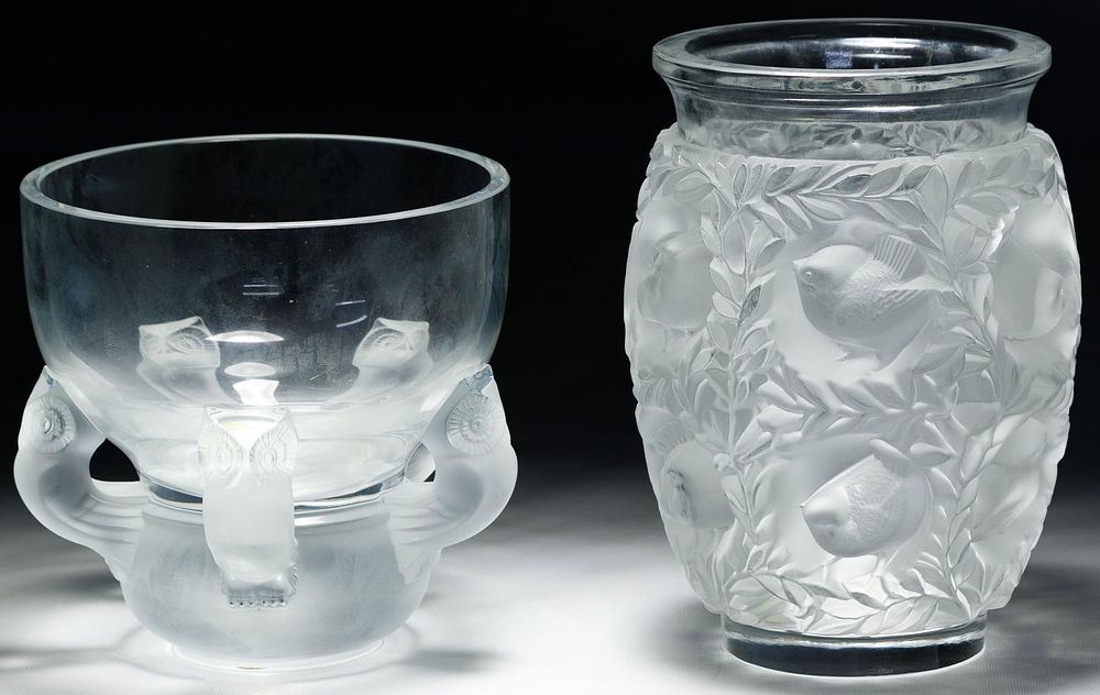 Lot 332: Lalique Crystal 'Hiboux' and 'Bagatelle' Vases