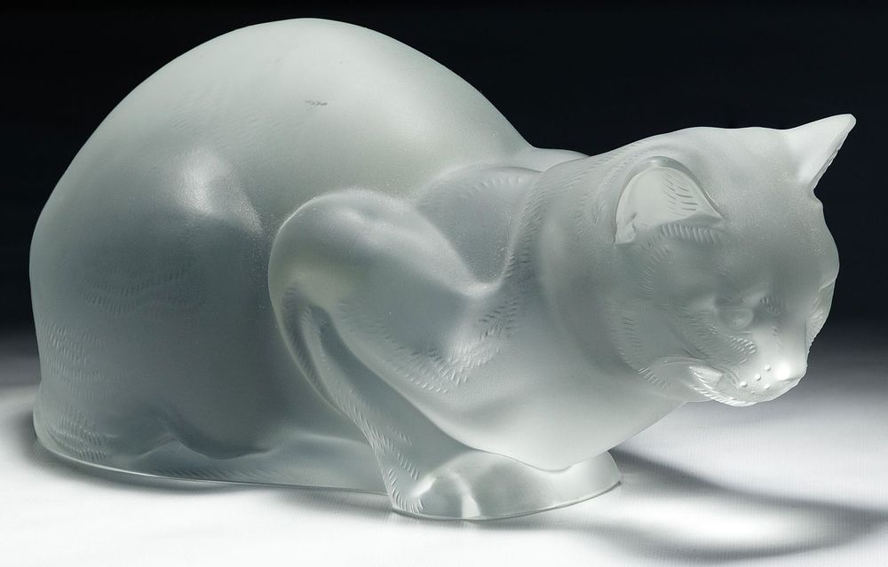 Lot 338: Lalique Crystal Cat Figurine