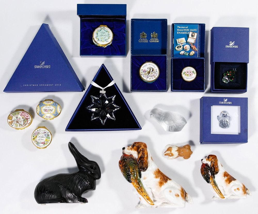 Lot 339: Lalique, Swarovski, Royal Doulton and Halcyon Days