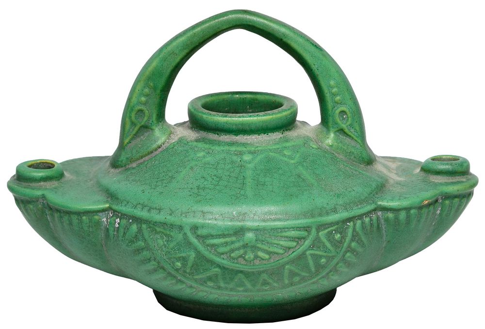 Lot 349: Roseville Pottery Rozaneware 'Egypto' E35 Lantern