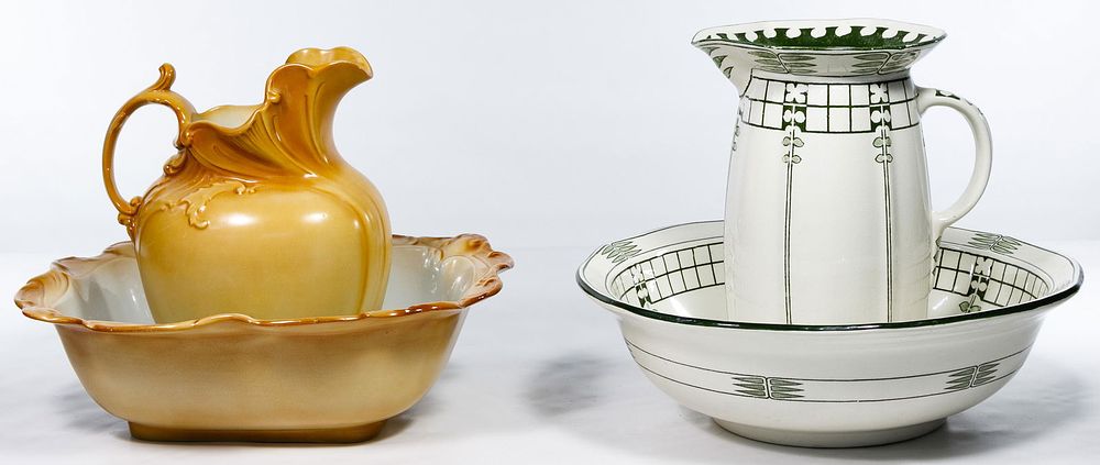 Lot 406: Royal Doulton Pitcher and Wash Basin Sets