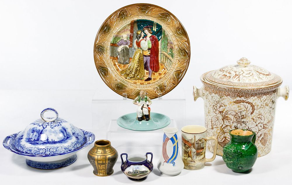 Lot 409: Porcelain Assortment