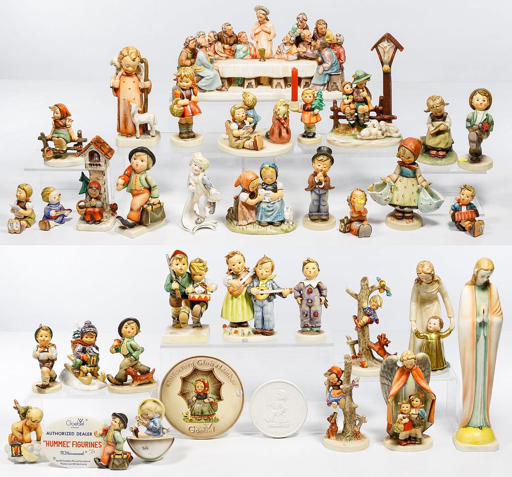 Lot 451: Hummel Figurine Assortment