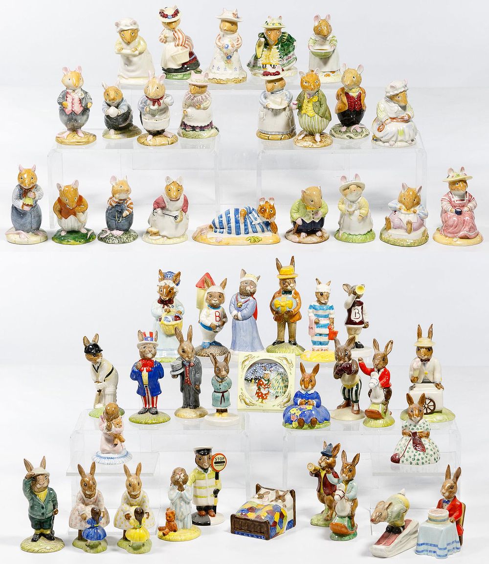 Lot 493: Royal Doulton Bunnykins and Brambly Hedge Figurine