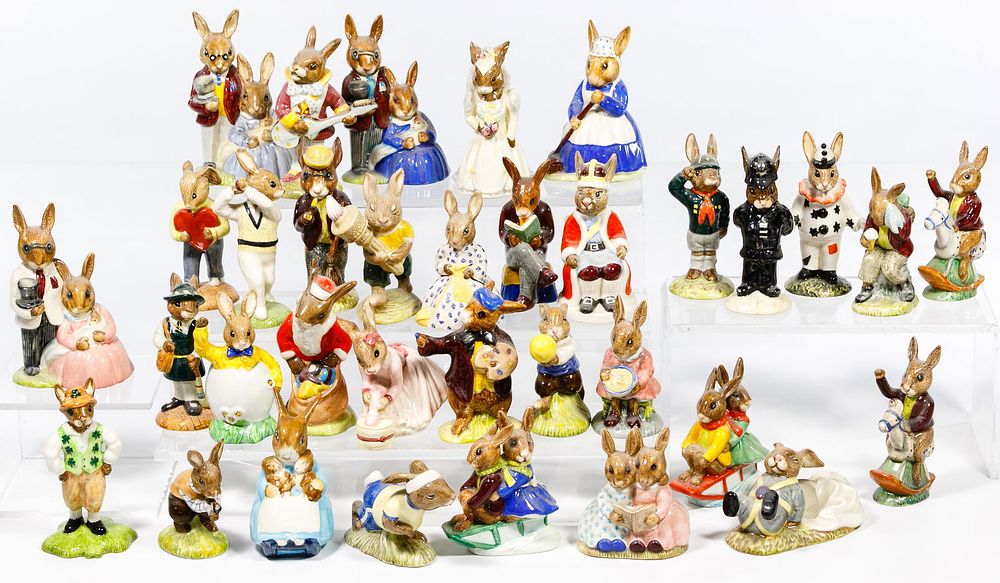 Lot 494: Royal Doulton Bunnykins Figurine Assortment