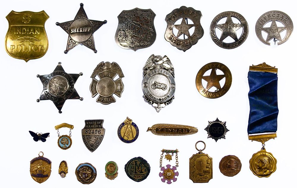 Lot 520: Police and Fire Badge Assortment