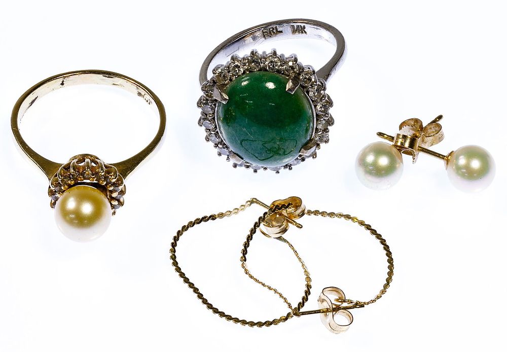 Lot 160: 14k Gold Jewelry Assortment