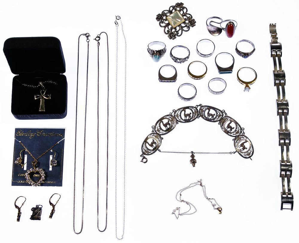 Lot 175: 10k Gold and Sterling Silver Jewelry Assortment