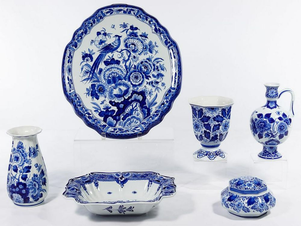 Lot 271: Delft China Assortment