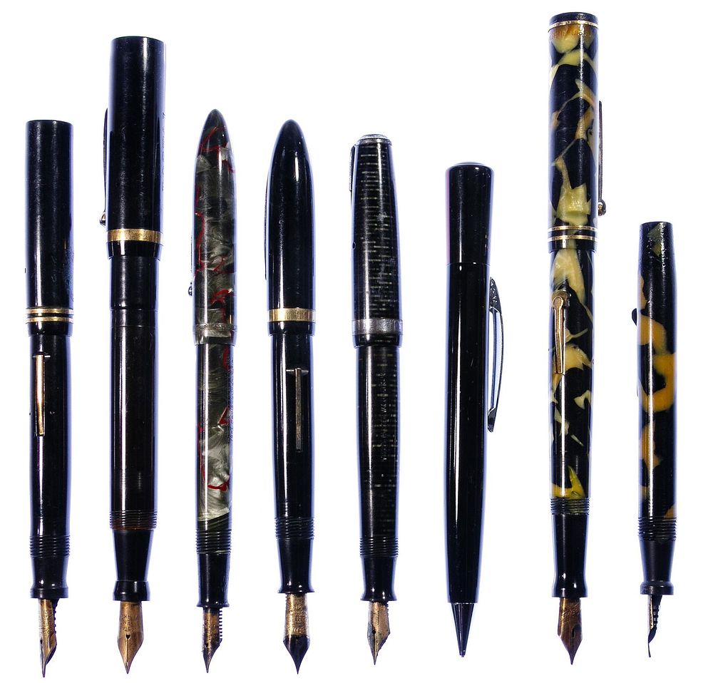Lot 304: Fountain Pen and Mechanical Pencil Assortment