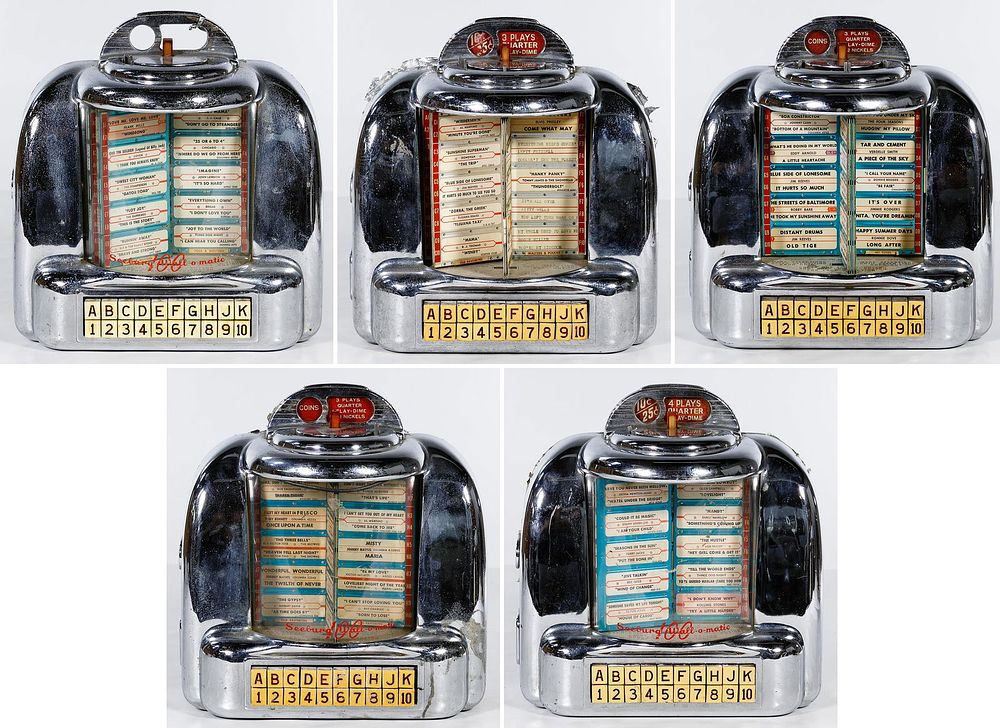 Lot 326: Seeberg Tabletop Juke Box Assortment