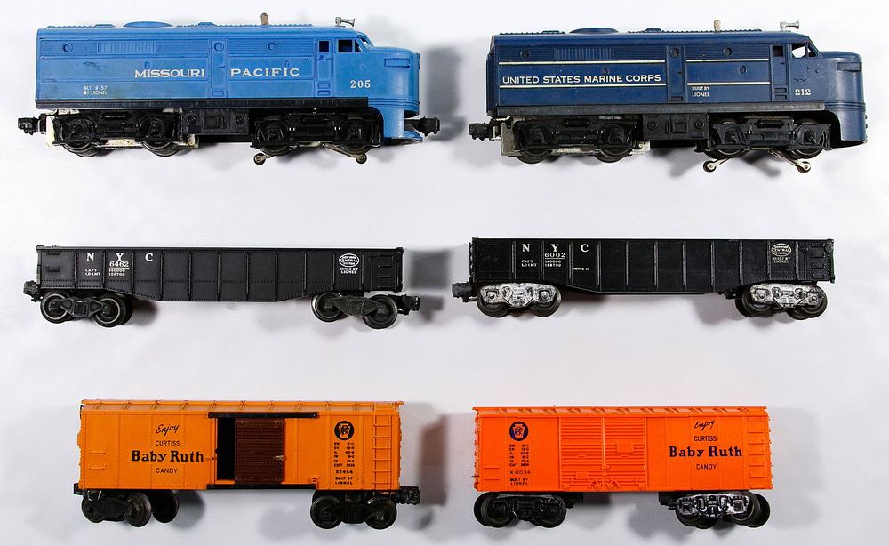 Lot 338: Lionel Model Train Assortment