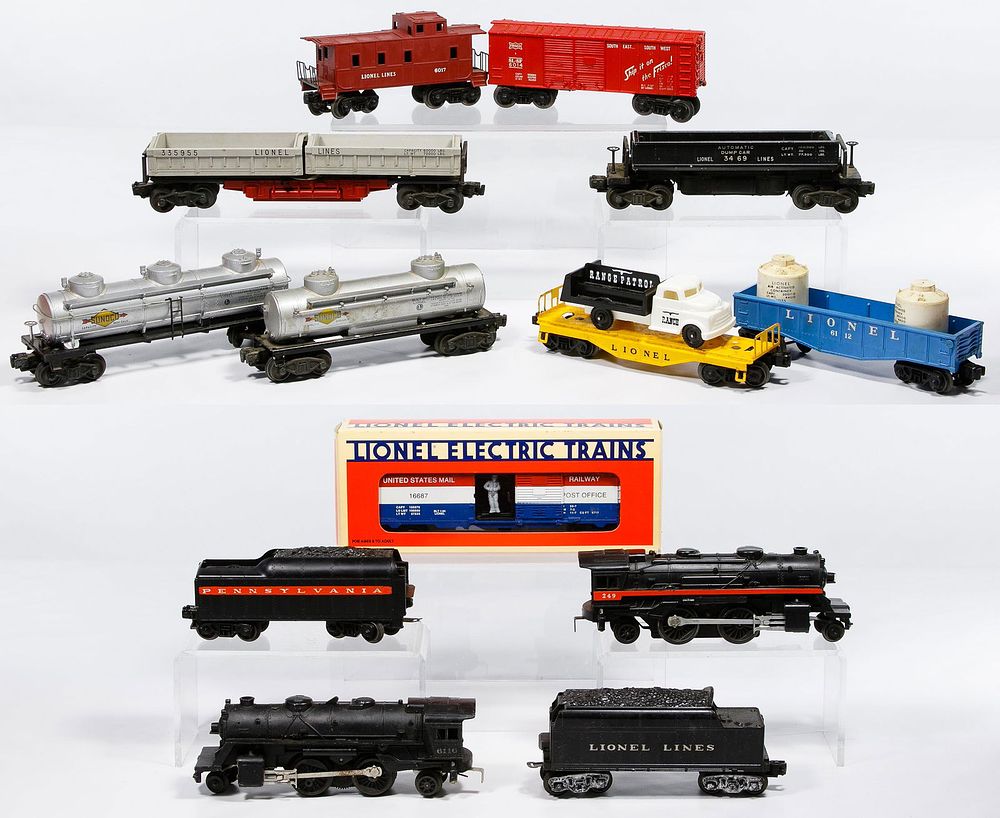 Lot 339: Lionel Model Train Assortment