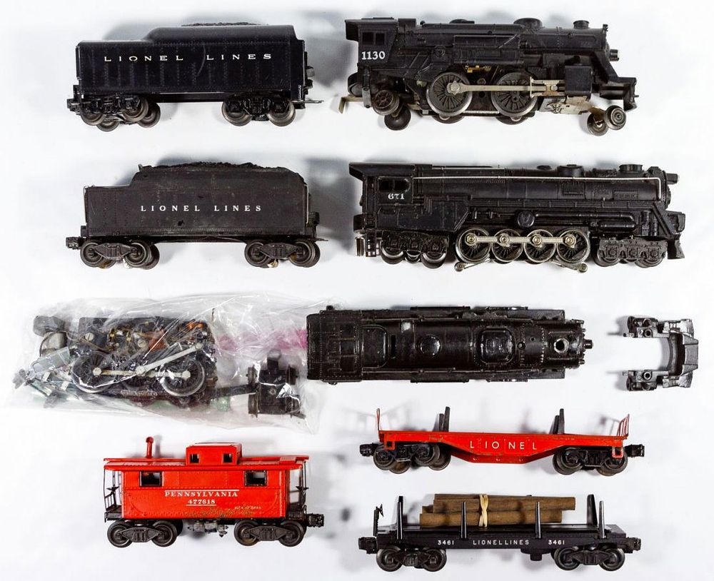 Lot 342: Lionel Train Assortment