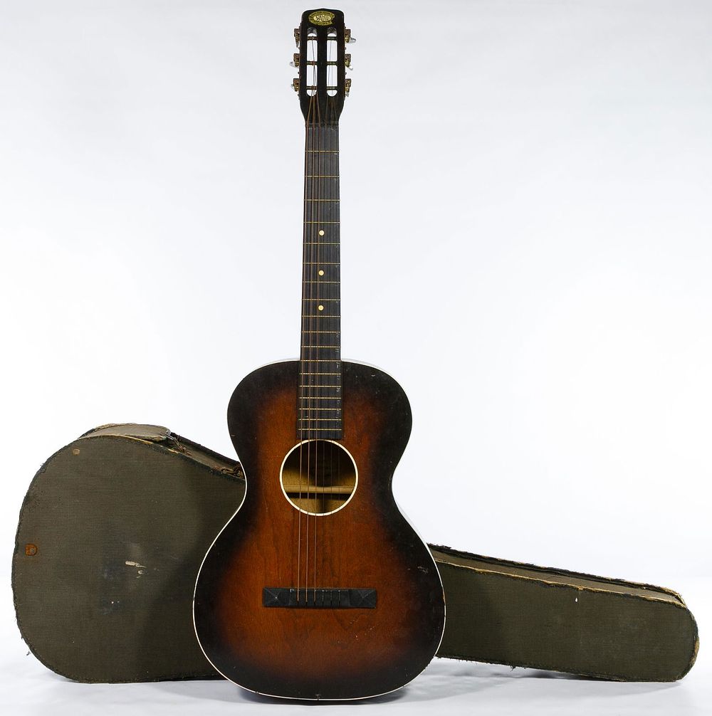 Lot 356: Oahu Publishing Parlor Guitar