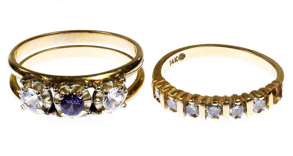 Lot 229: 14k Gold and Gemstone Rings