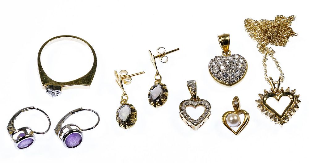 Lot 240: 14k White and Yellow Gold Jewelry Assortment
