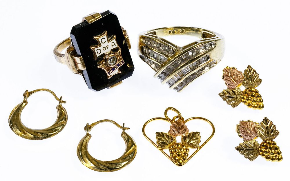 Lot 244: 10k Gold Jewelry Assortment