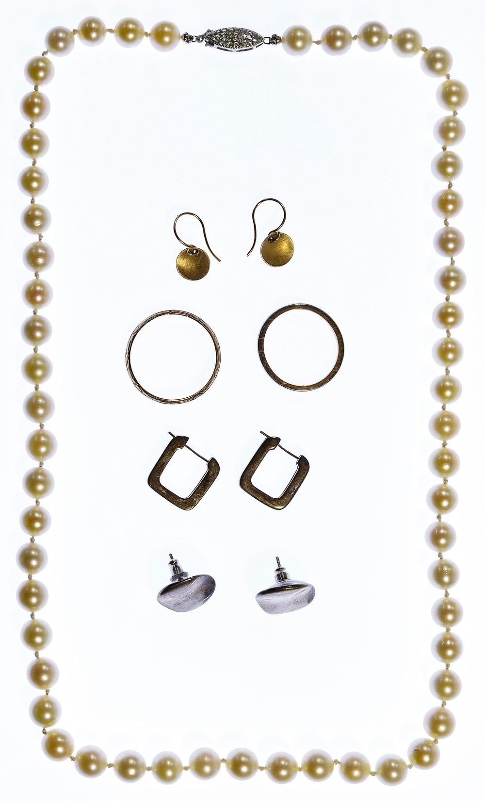 Lot 247: 14k Gold and Sterling Silver Jewelry Assortment