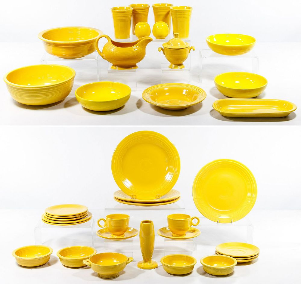 Lot 347: Homer Laughlin Fiestaware "Yellow" Collection