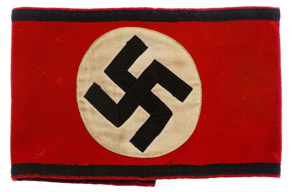 Lot 354: World War II German Arm Band