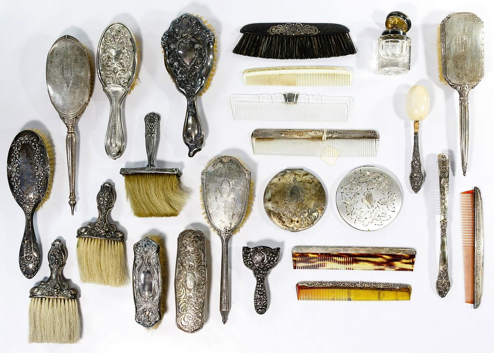 Lot 413: Sterling Silver Vanity Item Assortment
