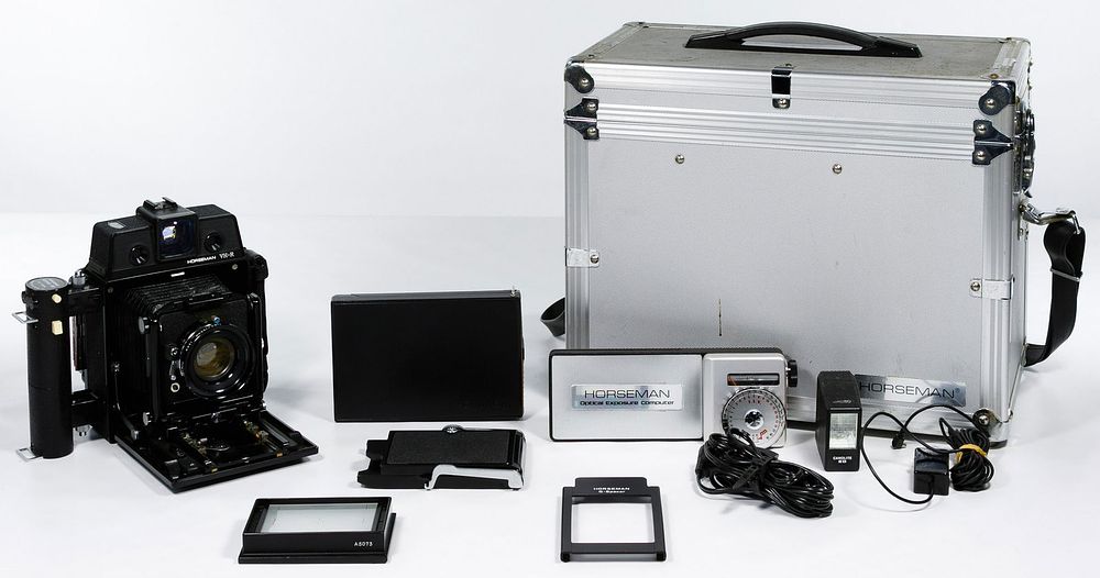 Lot 422: Horseman VH-R Camera Set in Case