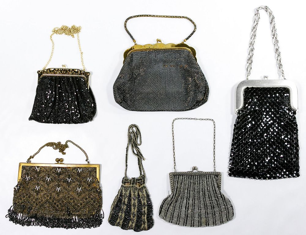 Lot 437: Beaded and Mesh Purse Assortment