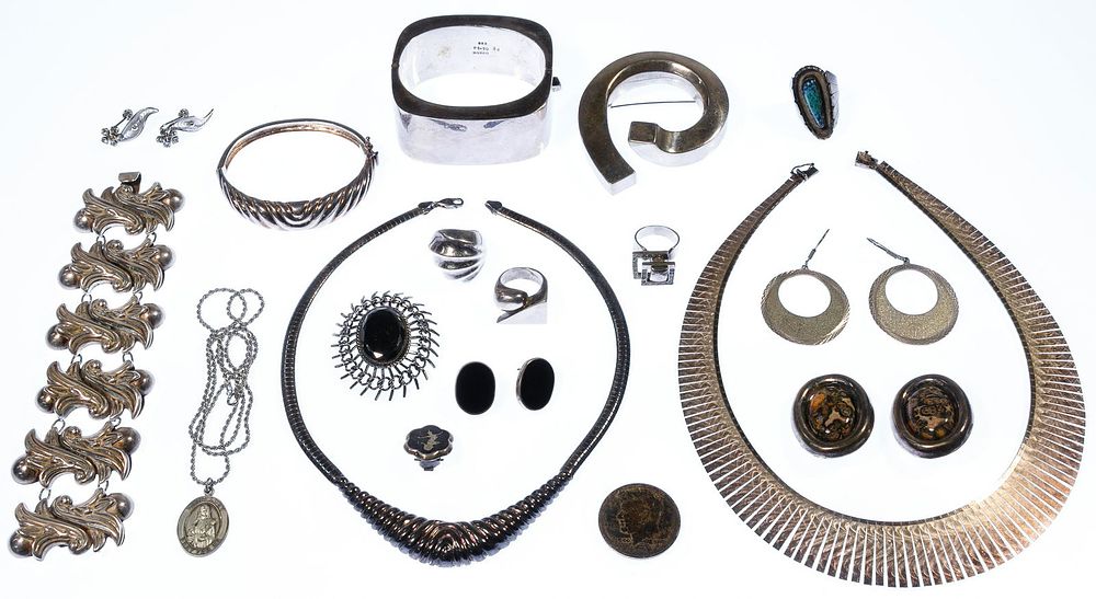 Lot 456: Los Castillo Sterling Silver Bracelet