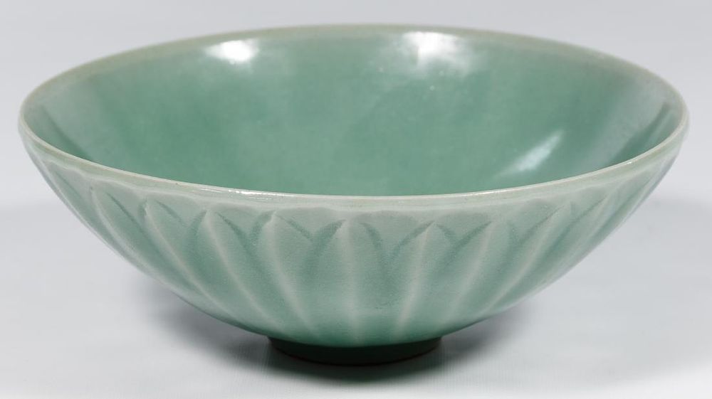 Lot 155: Chinese Long Quan Kiln Celadon Lotus Bowl