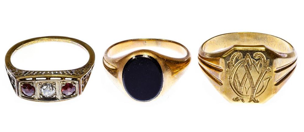 Lot 175: 14k Gold Ring Assortment