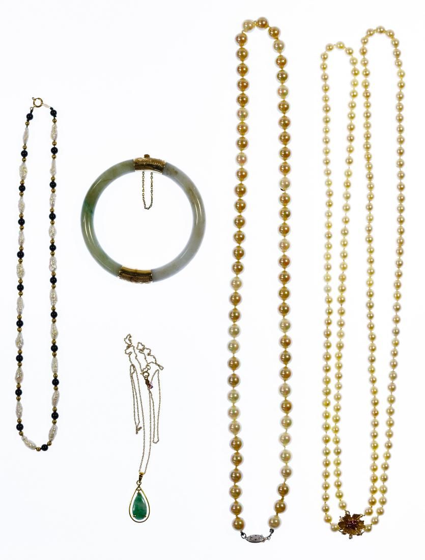 Lot 186: 14k Gold Jewelry Assortment
