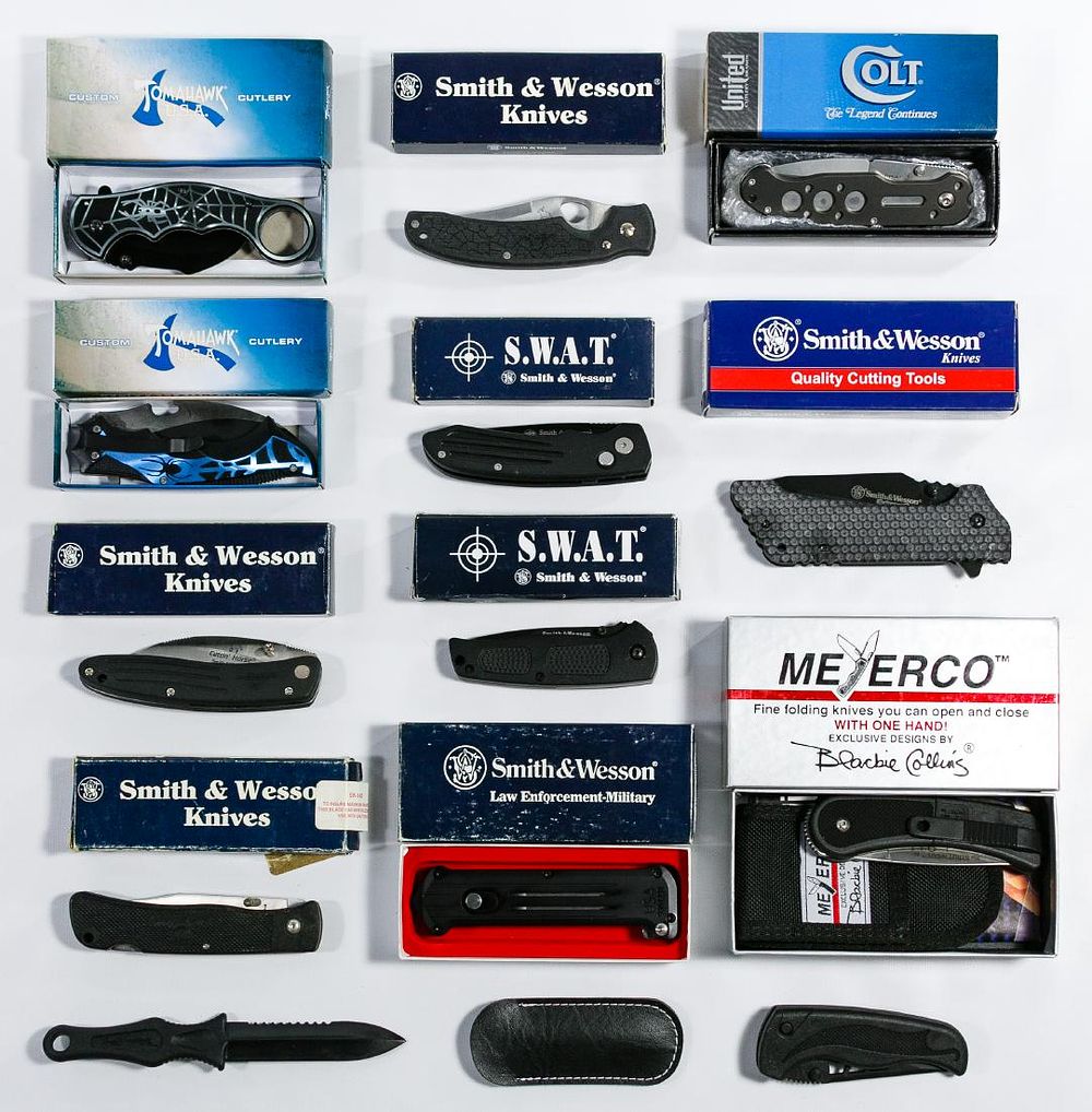 Lot 304: American Knife Assortment