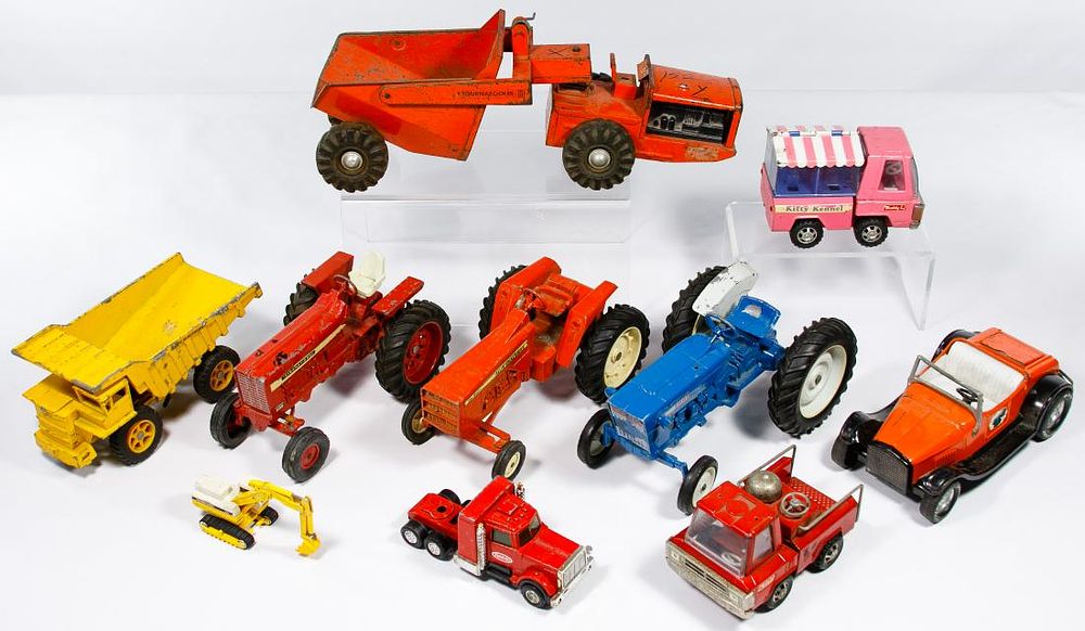 Lot 329: Pressed Steel Toy Truck Assortment