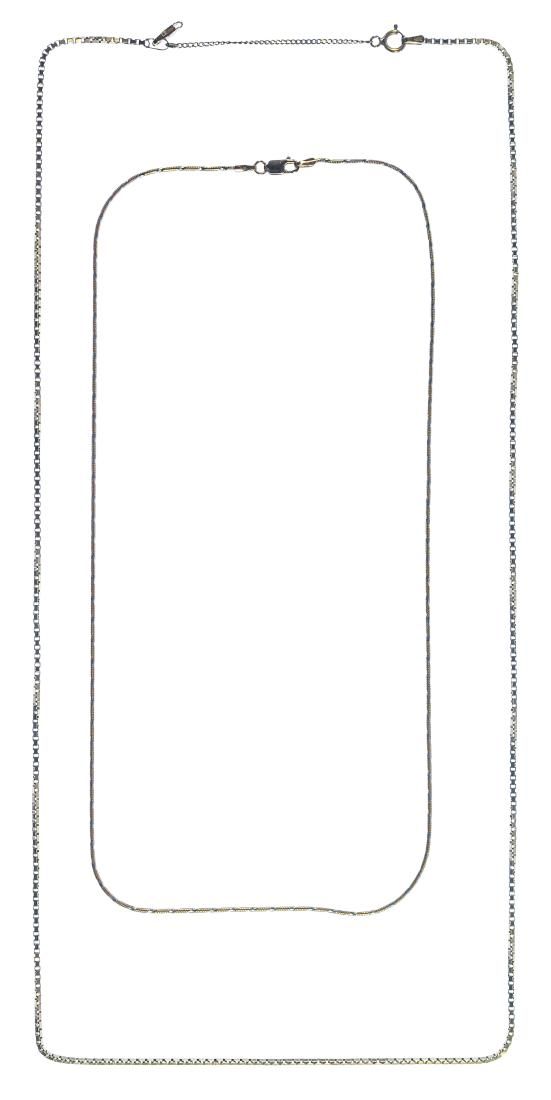 Lot 186: 14k Gold Necklace Assortment