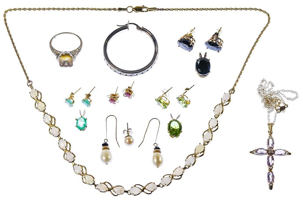 Lot 194: 14k Gold Jewelry Assortment