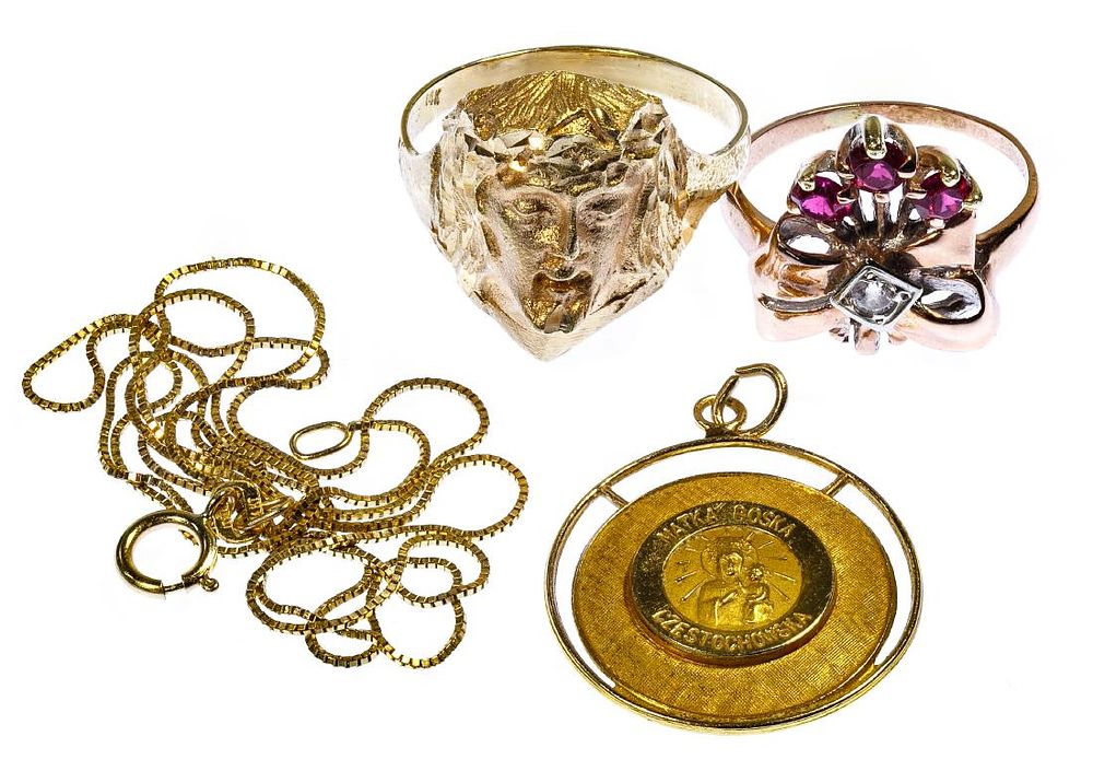 Lot 200: 14k Rose Gold and 14k Gold Jewelry Assortment