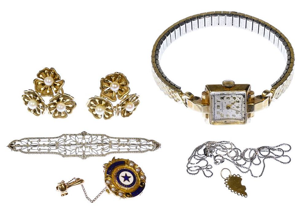 Lot 213: 14k Gold and 10k Gold Jewelry and Watch Assortment