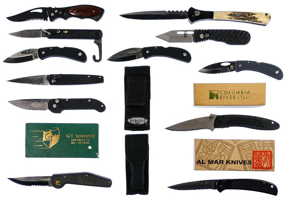 Lot 309: Pocket Knife Assortment