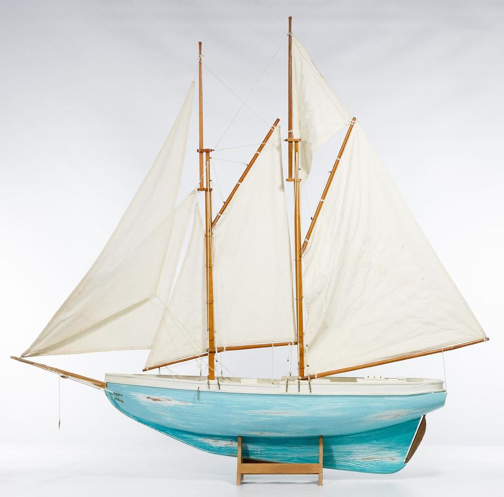 Lot 354: Wood Pond Schooner Model Boat