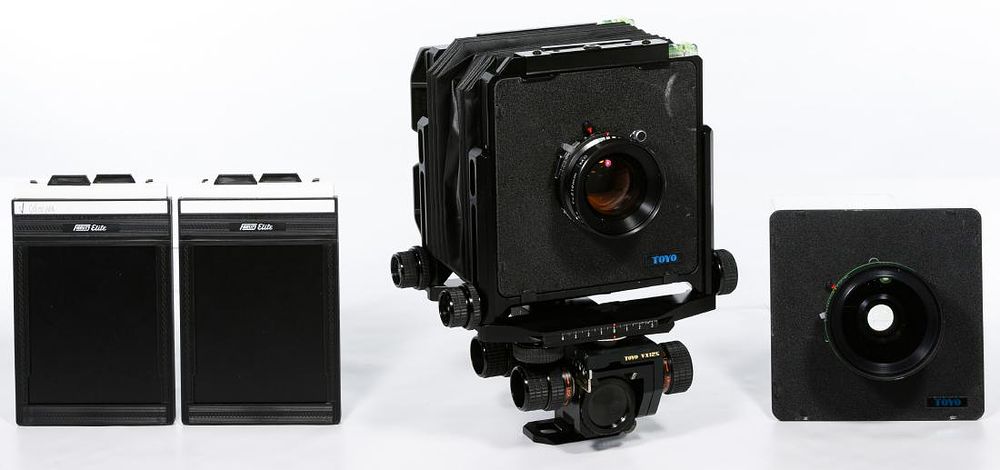 Lot 379: Toyo VX125 4x5 Large Format Camera