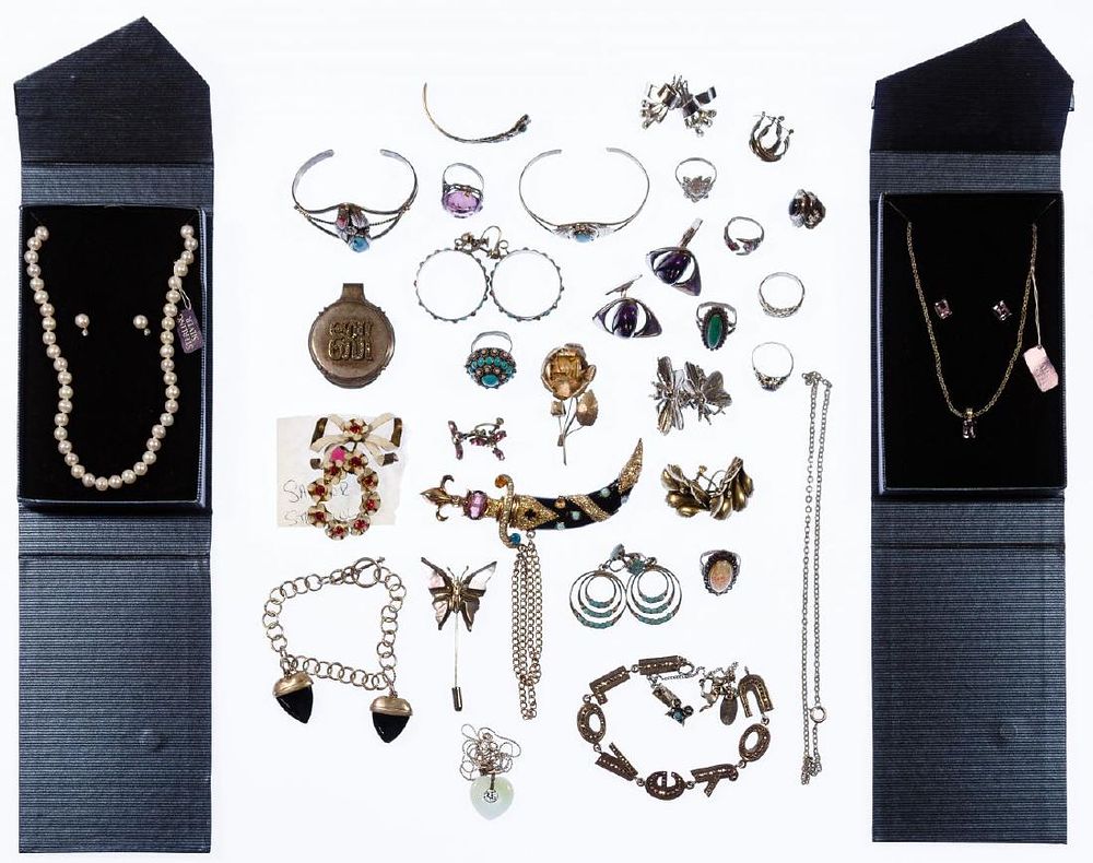 Lot 419: Sterling Silver Jewelry Assortment