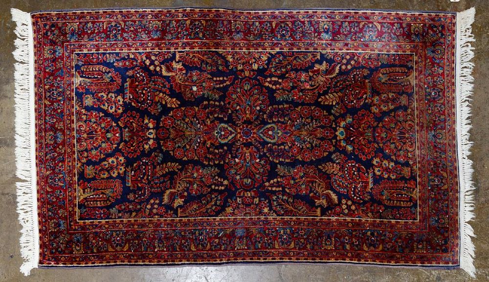 Lot 164: Persian Sarouk Wool Rug