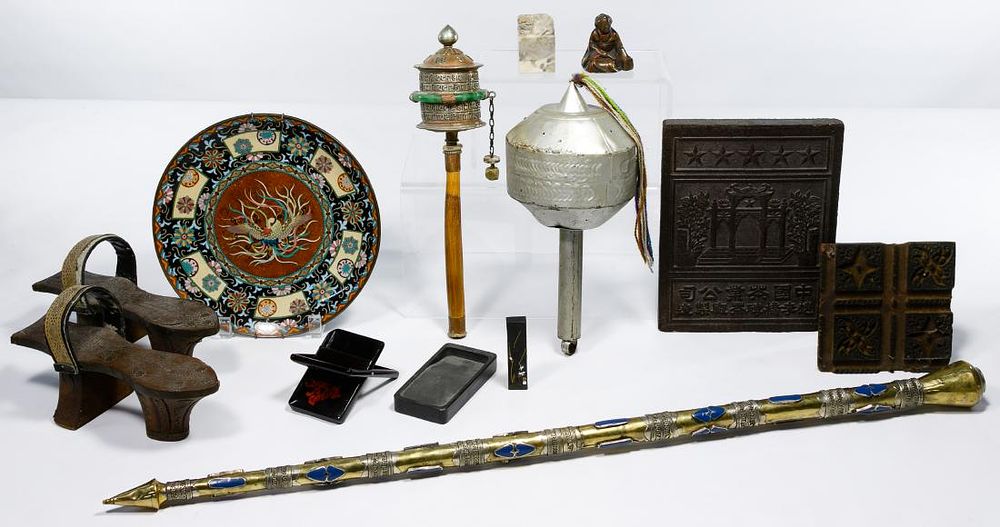 Lot 198: Asian Decorative Object Assortment