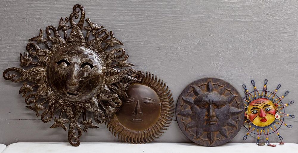 Lot 247: Sun, Moon and Star Decorative Assortment