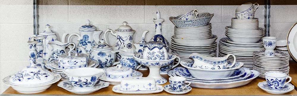 Lot 349: Blue and White China Assortment