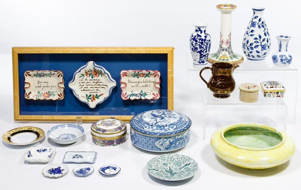 Lot 355: Asian Style Porcelain Assortment