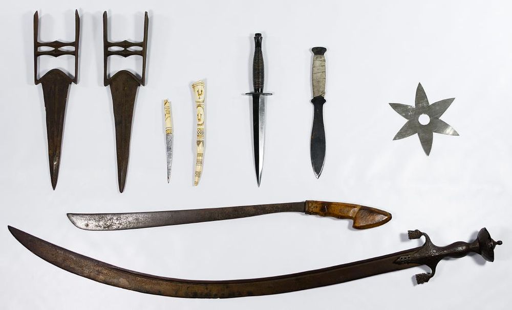 Lot 372: Dagger and Sword Assortment