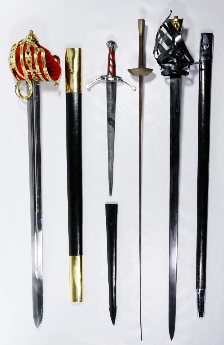 Lot 374: Sword Assortment